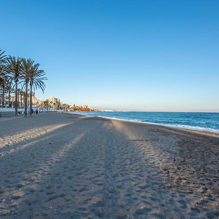 Modern Apartment Next To The Beach, Pets Friendly Benalmádena Kültér fotó