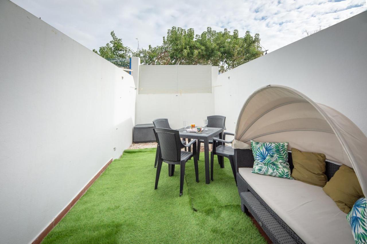 Modern Apartment Next To The Beach, Pets Friendly Benalmádena Kültér fotó