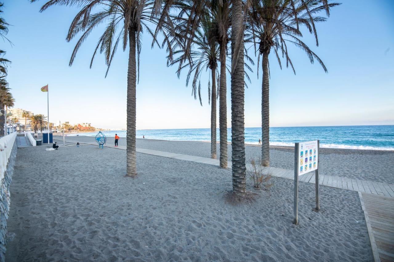 Modern Apartment Next To The Beach, Pets Friendly Benalmádena Kültér fotó